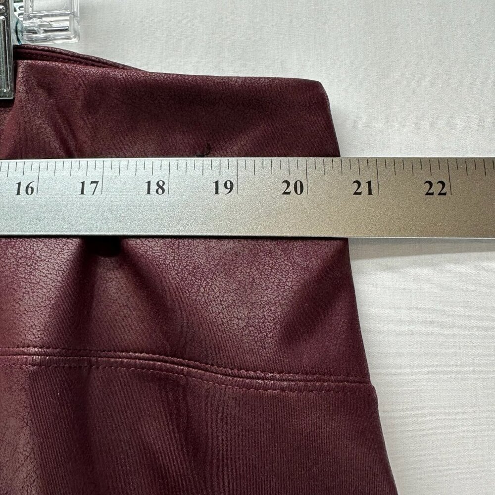 Simply Vera Vera Wang Faux Leather High Rise Leggings Size 2X Stretch Coated Red - Picture 5 of 8
